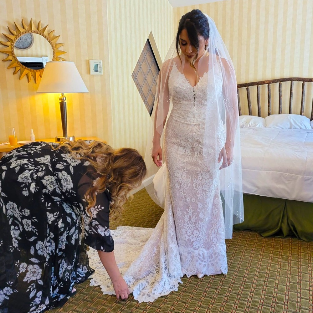 Wedding dress